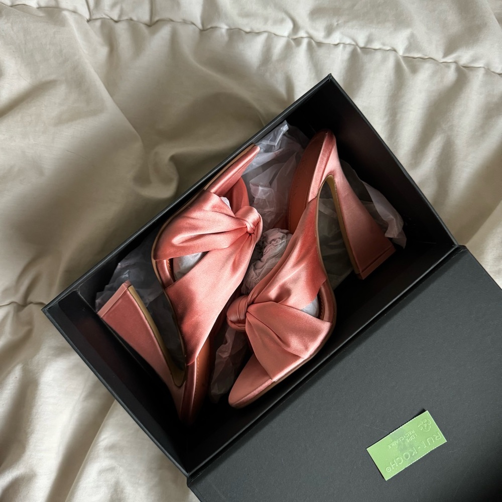 Oh Polly Satin Mules ♡